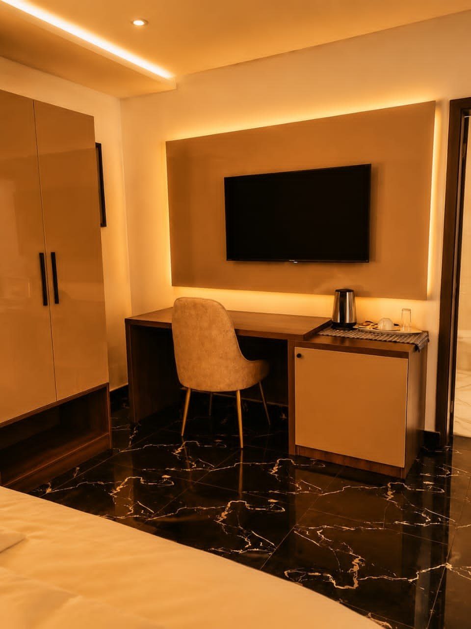 Deluxe Suite